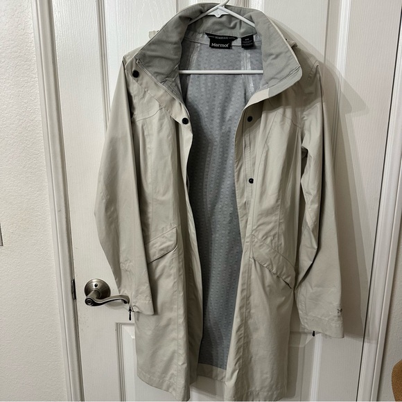 Marmot Jackets & Blazers - Marmot women's MemBrain® long rain jacket, M